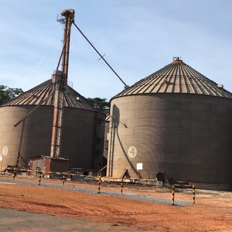 Silos - Caliver 25.000 sacas